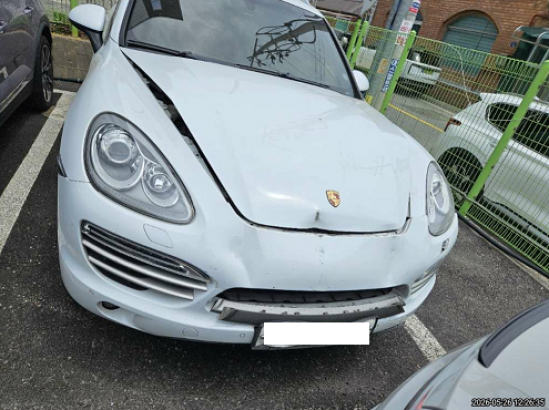 Porsche Porsche Cayenne Diesel Platinum Edition
