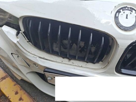 BMW 330i