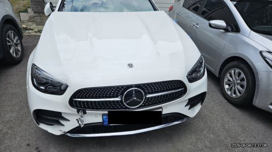 Mercedes-Benz E350 4Matic
