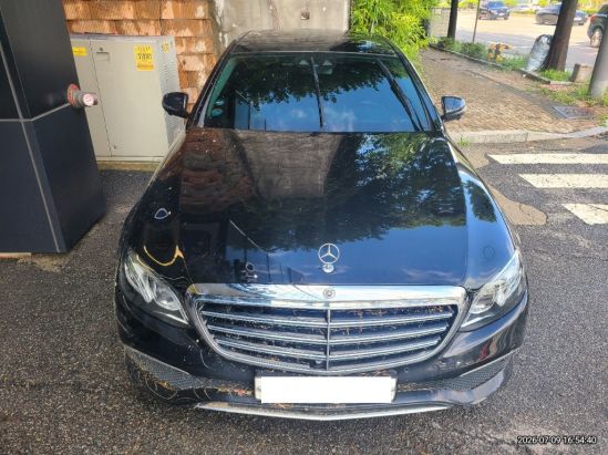Mercedes-Benz E 300 4Matic