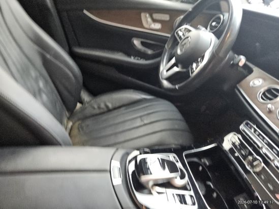 Mercedes-Benz E 300 4Matic