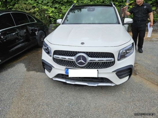Mercedes-Benz GLB250 4MATIC