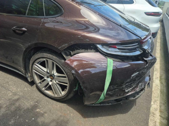 Porsche Porsche Panamera 4