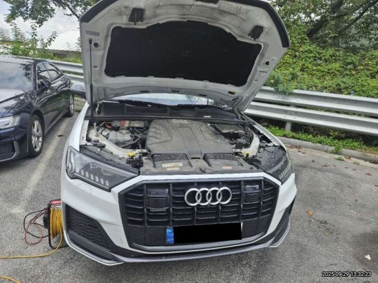 Audi AUDI Q7 50 TDI quattro