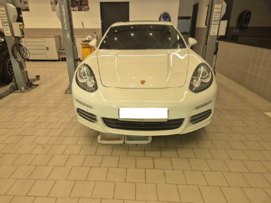 Porsche Porsche Panamera 4