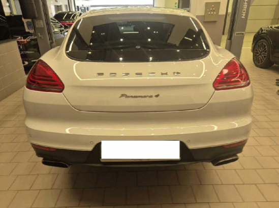 Porsche Porsche Panamera 4