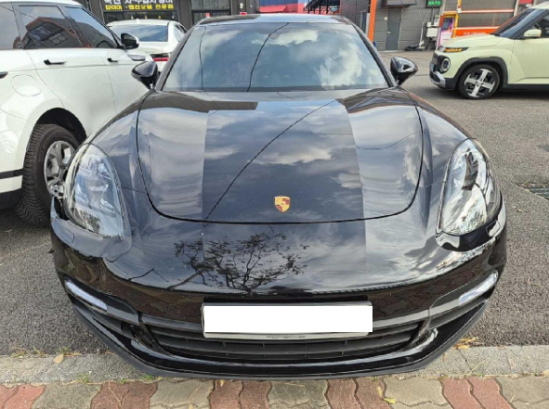 Porsche Porsche Panamera 4