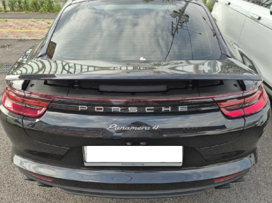 Porsche Porsche Panamera 4