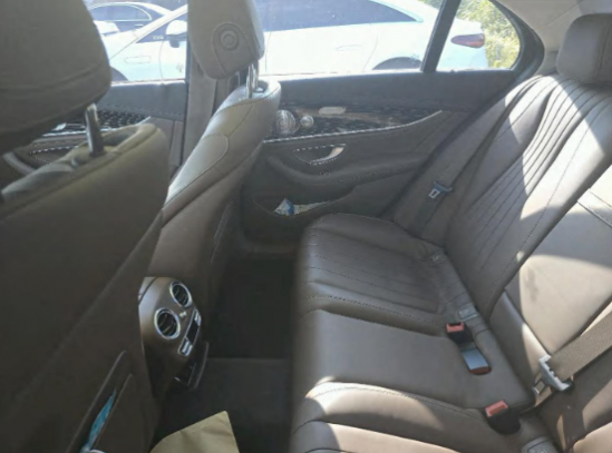 BENZ E400 4Matic