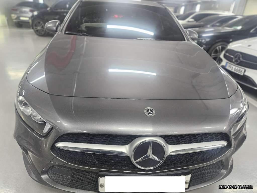 Mercedes-Benz BENZ A220
