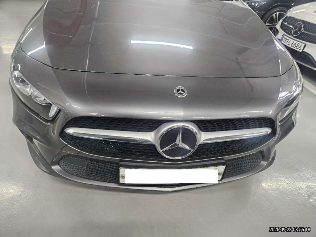 Mercedes-Benz BENZ A220