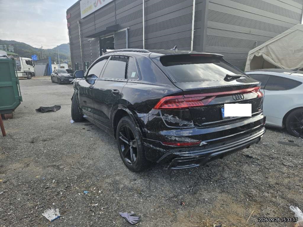 Audi AUDI Q8 45 TDI quattro