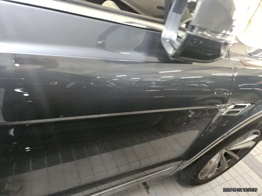 Bentley Bentley Bentayga V8