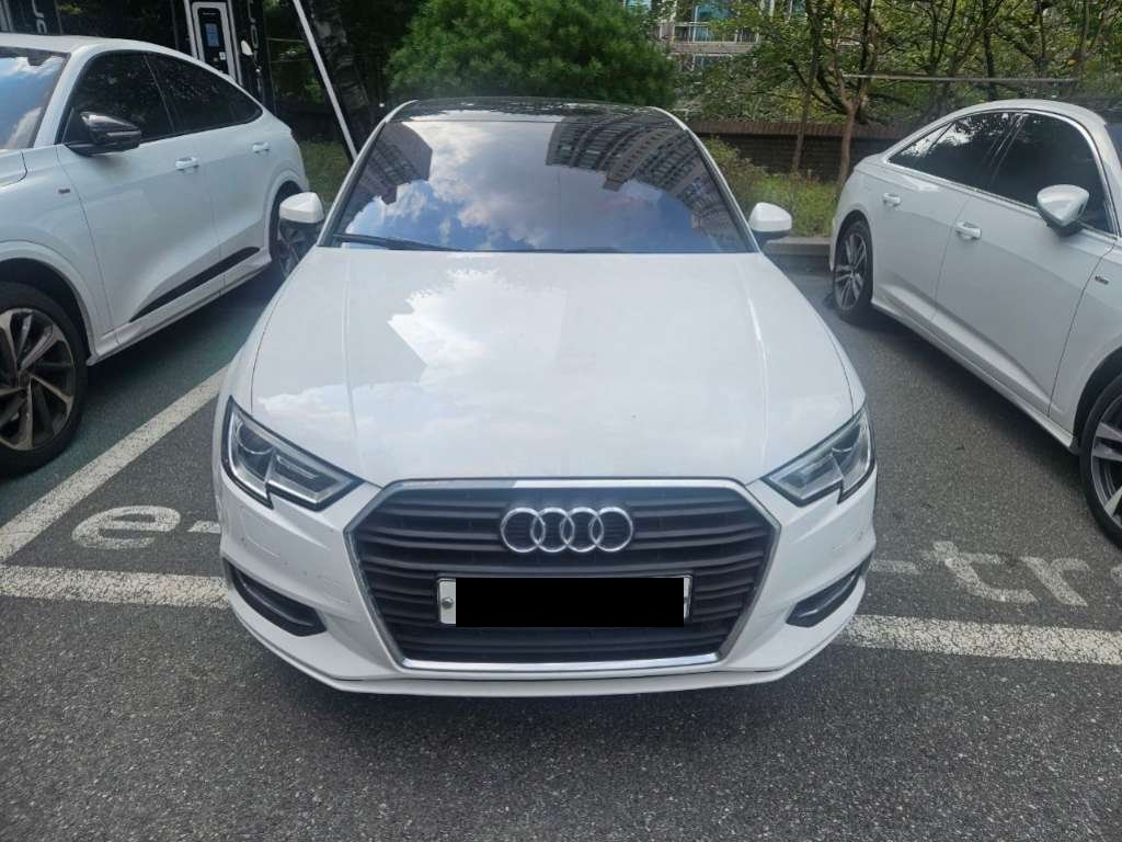 Audi AUDI A3 40TFSI