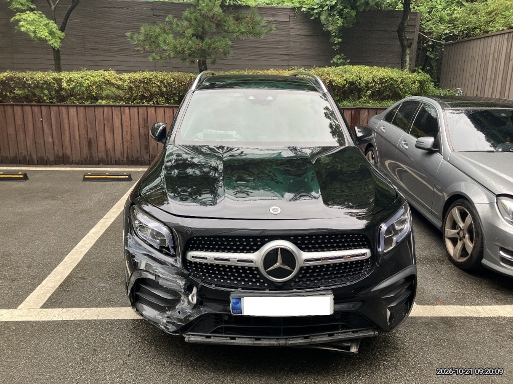 Mercedes-Benz BENZ Mercedes-Benz GLB250 4MATIC