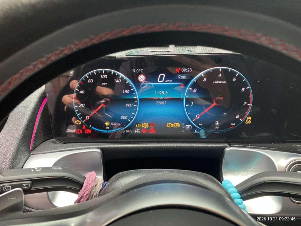 Mercedes-Benz BENZ Mercedes-Benz GLB250 4MATIC
