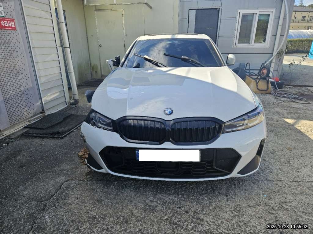 BMW 320i