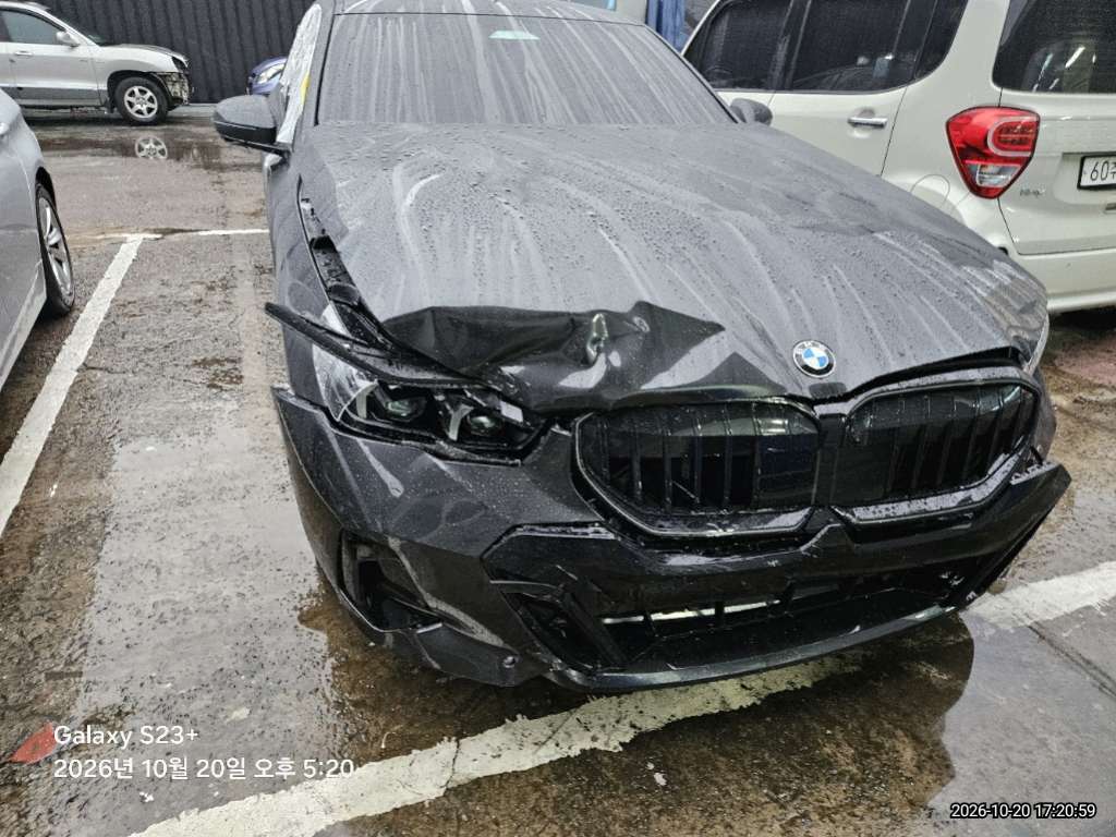 BMW 520i