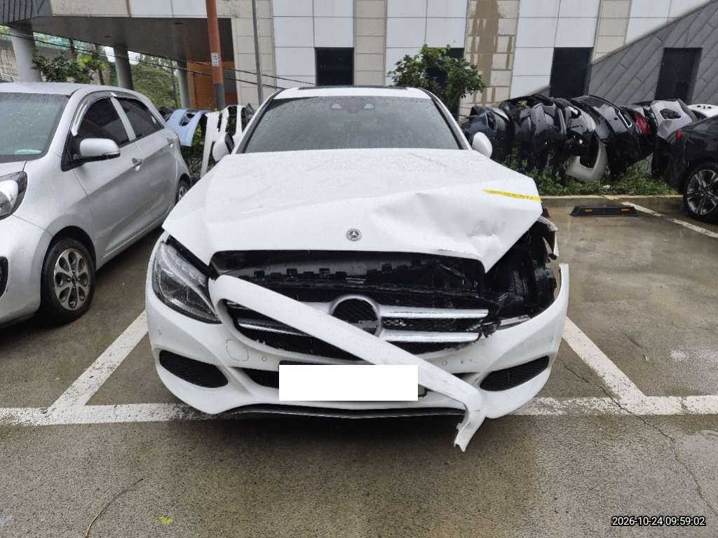 Mercedes-Benz C 200